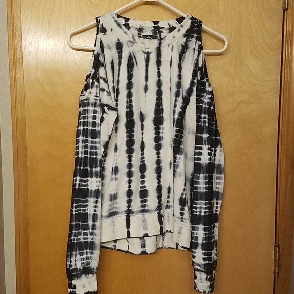 Volcom, open shoulder sweater, S/P - Picture 2 of 3